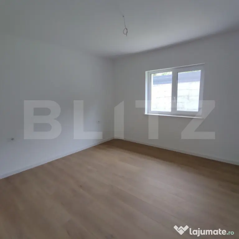 Casă parter, 112 mp, panoramă spre oraș, toate utilităț
