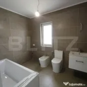 Casă parter, 112 mp, panoramă spre oraș, toate utilităț 