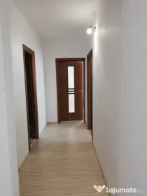 Proprietar închiriez apartament 2 camere decomandat