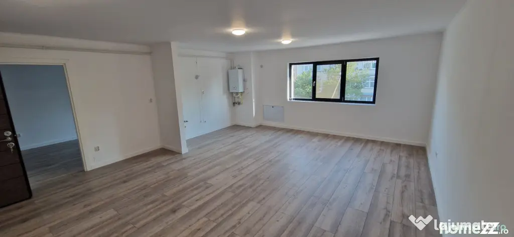 Apartament 2 camere open space, 58 mp, Balș zona centrala - Bals (Olt)