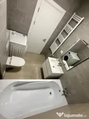 Apartament 2 camere, decomandat - zona Cristian 