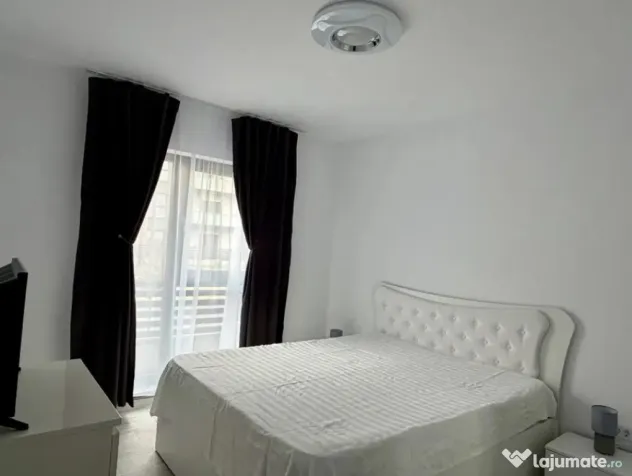 Apartament 2 camere, decomandat - zona Cristian