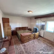 Proprietate 160 mp utili, 1.046 mp teren, centrul din Moșni 