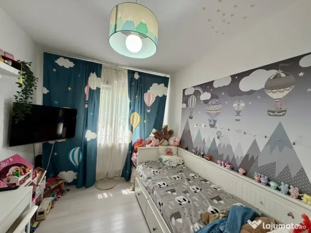 Apartament 3 camere, 55 mp, zona Craiovita Noua