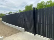 Construim garduri si porti 