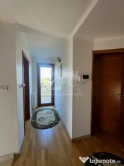 Poiana- doua case, o singura poveste despre confort, familie