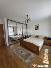 Poiana- doua case, o singura poveste despre confort si famil 