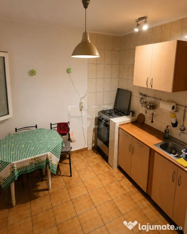 4 camere Chișinău decomandat, inst. schimb., et. 2, an 198