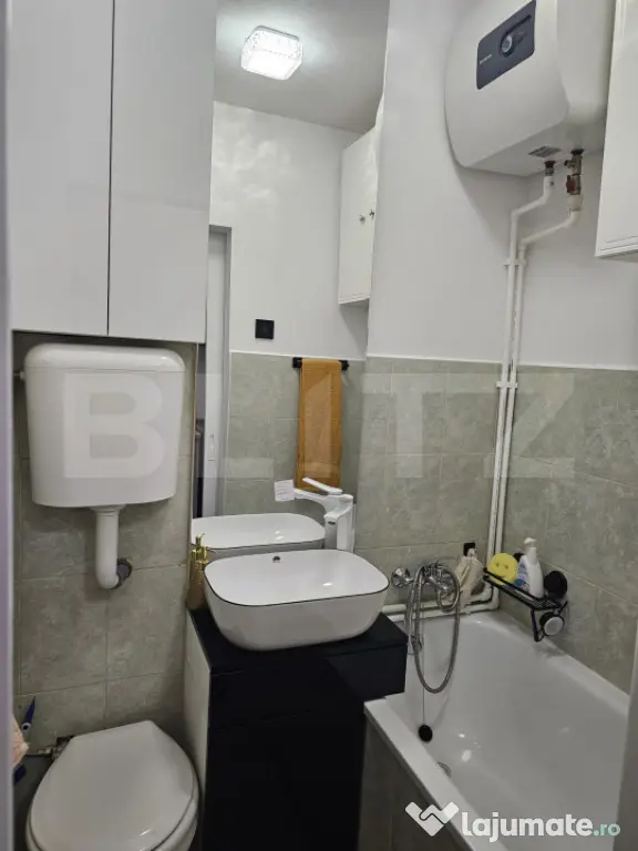 Camera de camin, 18 mp, renovat complet, zona Bularga