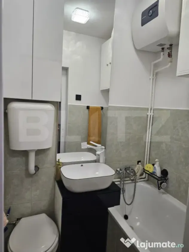 Camera de camin, 18 mp, renovat complet, zona Bularga