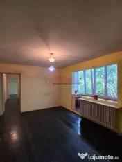 3 Camere Piata Straduintei | 66 mp | Necesita Renovare 