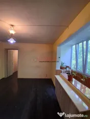3 Camere Piata Straduintei | 66 mp | Necesita Renovare 