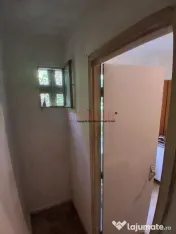 3 Camere Piata Straduintei | 66 mp | Necesita Renovare 