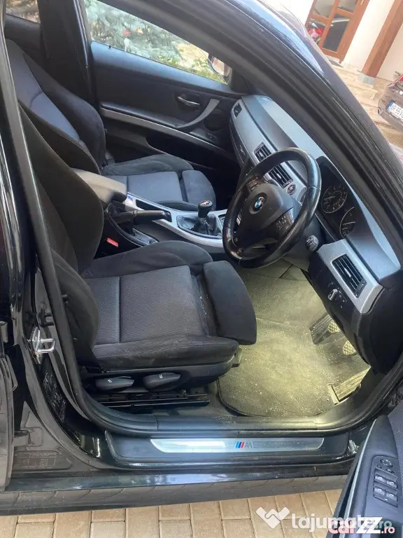 Piese BMW E90 LCI 318d 2011 din dezmembrări