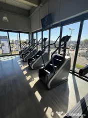 Set 56 Aparate Fitness Technogym – Profesional 