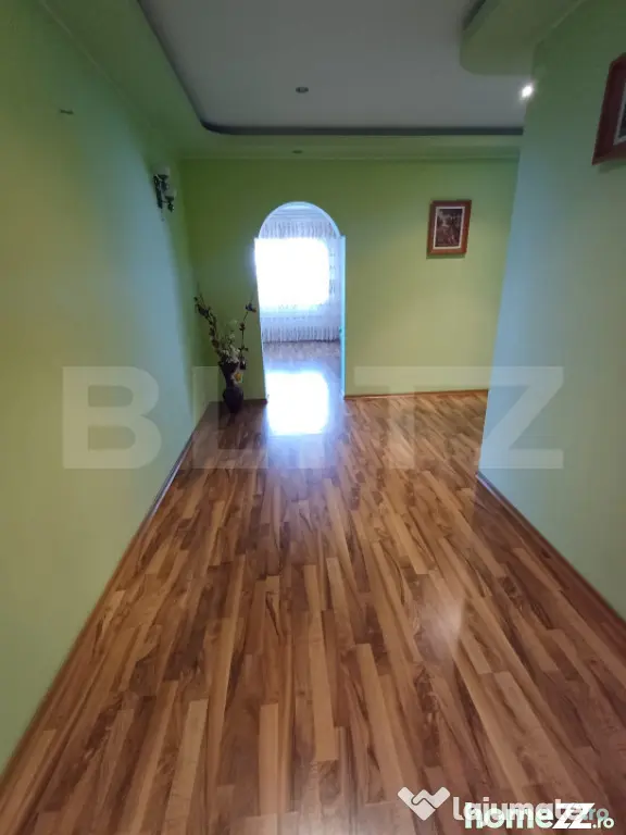 Casă cu 8 camere, 400 mp, 15 ari teren, Salcea - Suceava (Suceava)