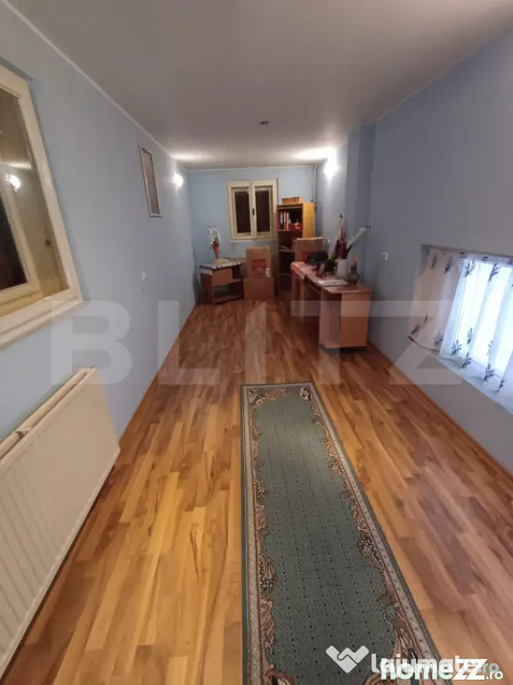 Casă cu 8 camere, 400 mp, 15 ari teren, Salcea - Suceava (Suceava)