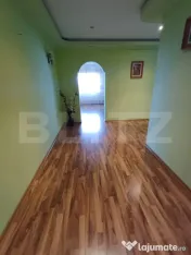 Casă cu 8 camere, 400 mp, 15 ari teren, Salcea 