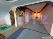 Casă cu 8 camere, 400 mp, 15 ari teren, Salcea 