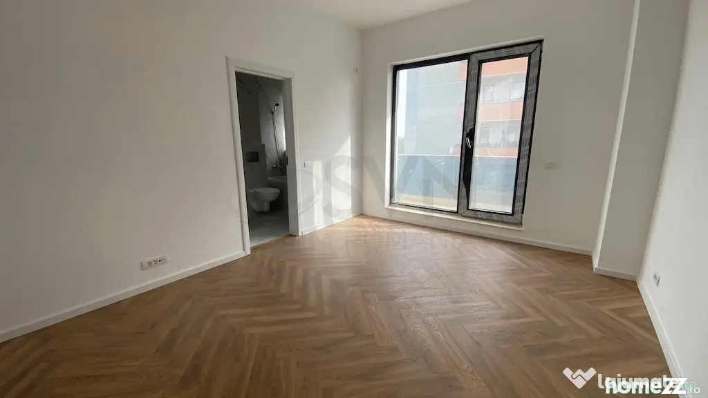 Apartament 3 camere - nemobilat - pretabil birou