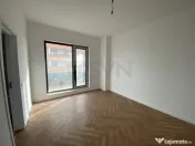 Apartament 3 camere - nemobilat - pretabil birou