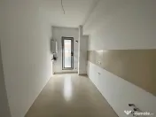 Apartament 3 camere - nemobilat - pretabil birou
