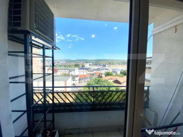 Apartament 3 camere, mobilat modern, 55mp, zona Piata 1 Mai