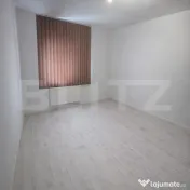 Apartament 3 camere, 66 mp, zona Soarelui 