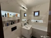 Apartament spațios 4 camere, de vânzare, 71.40 mp – Micr
