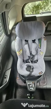 Scaun auto rotativ BeSafe iZi Turn B i-Size cu insert nou-nascut 