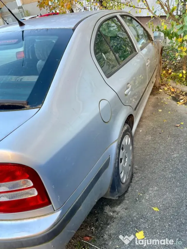 Vând Skoda Octavia Tour TDI (AXR) M1 AA berlină, 1.9, 101 CP, 74 kW (1U2154TP).