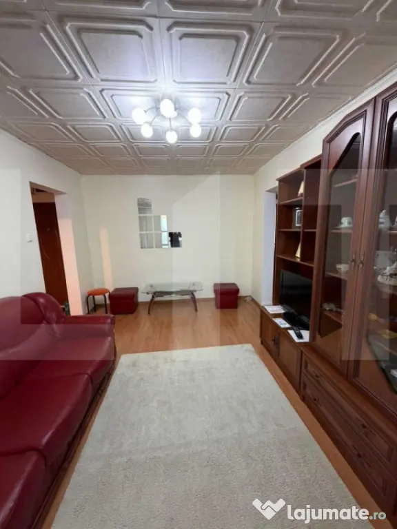Apartament cu 3 camere, geam la baie, Vlaicu
