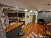Apartament 2 camere, semidecomandat - zona Calea Bucuresti 
