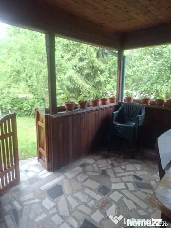 Casa/cabana de vanzare, 88.97 mp, zona Izvoarele