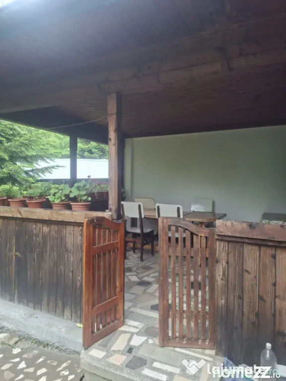 Casa/cabana de vanzare, 88.97 mp, zona Izvoarele