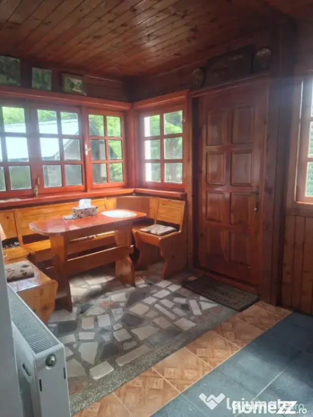 Casa/cabana de vanzare, 88.97 mp, zona Izvoarele