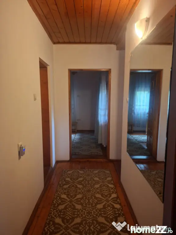 Casa/cabana de vanzare, 88.97 mp, zona Izvoarele