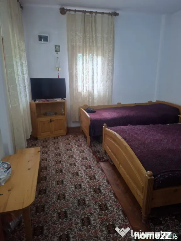 Casa/cabana de vanzare, 88.97 mp, zona Izvoarele