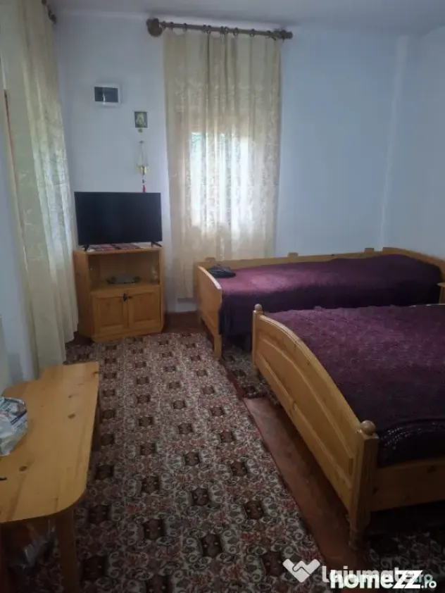 Casa/cabana de vanzare, 88.97 mp, zona Izvoarele