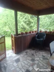 CASA/CABANA DE VANZARE IN ZONA LINISTITA DE MUNTE