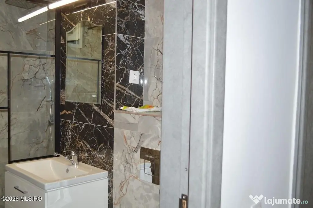Craiovei - Husqvarna, Apartament 3 camere, 72 mp, Etaj 5