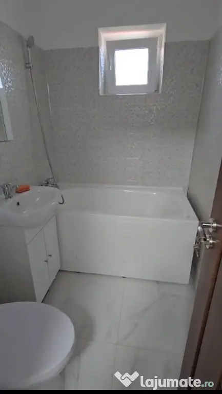 Apartament 1 camera D, in Gara,