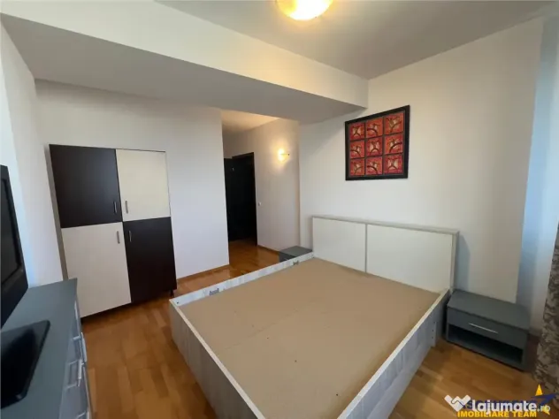 Apartament cu parcare subterana, Centrul Civic, Brasov