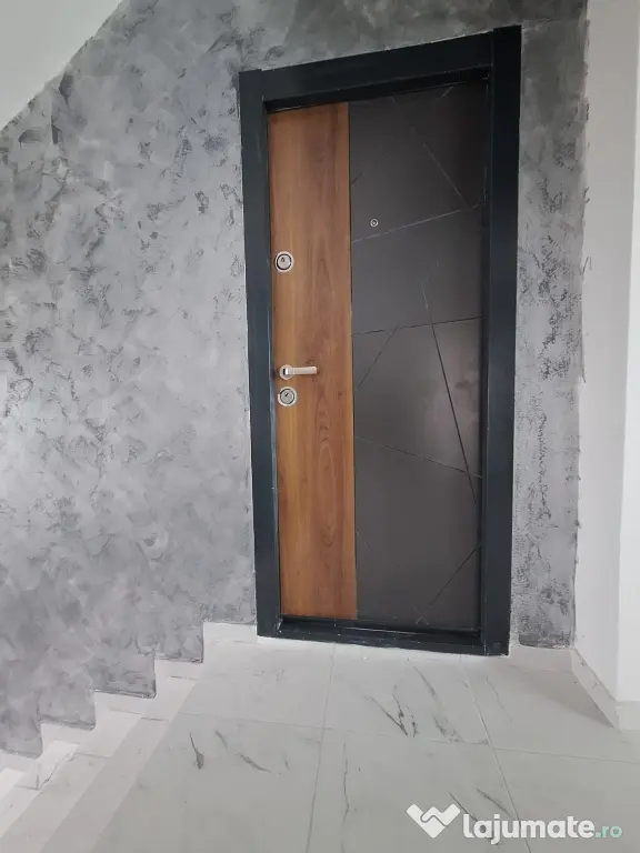Apartament 3 camere, Mamaia Nord, zona Club Nautic