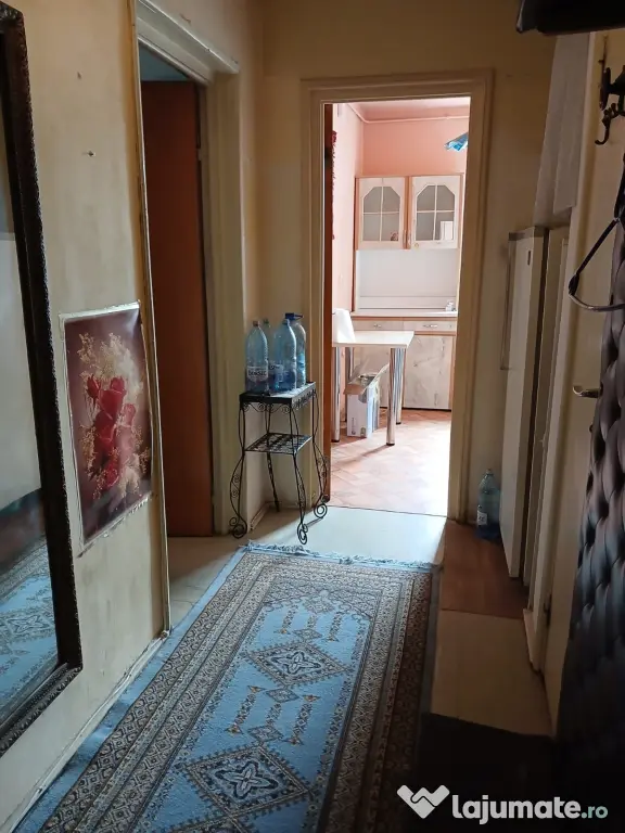 Apartament 2 camera(necesita renovare)