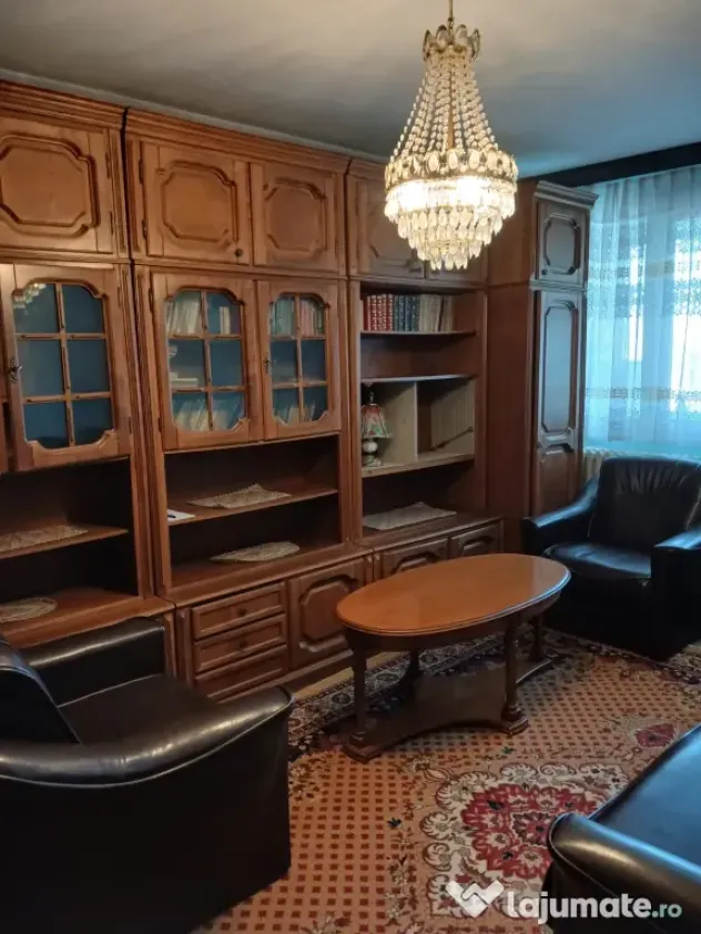 Apartament 2 camera(necesita renovare)