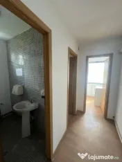 Spațiu comercial 564 mp + hală 274 mp | Teren 1.839 mp | A 
