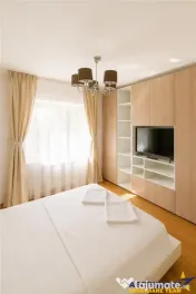 Apartament luminos cu 2 camere decomandate, Rasnov, Brasov. 