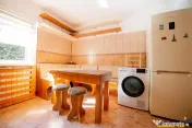 Apartament luminos cu 2 camere decomandate, Rasnov, Brasov.