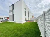 Vila individuala- 375mp teren- 4 camere- beci- Geamuri tripa 